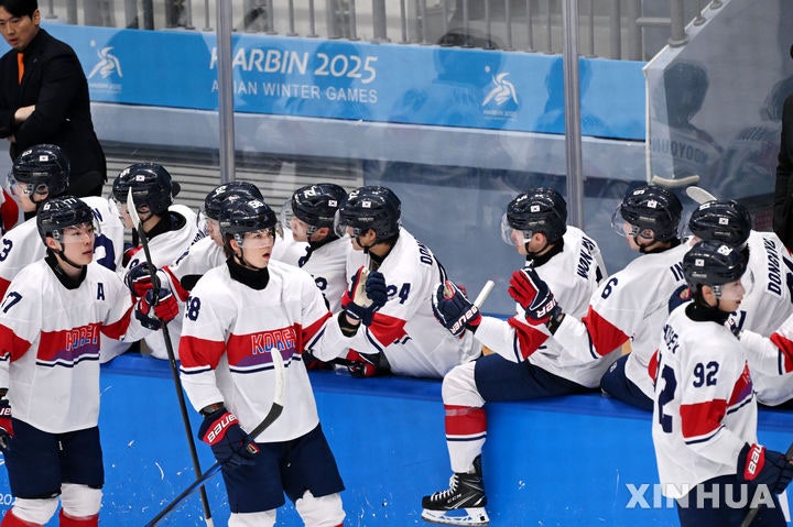 <b>남자 아이스하키</b> 4강행…키르기스스탄 20-0 대파[하얼빈AG]