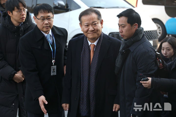 <b>이상민</b> "윤한테 언론사 <b>단전</b>·<b>단수 지시</b>받은 적 없다"