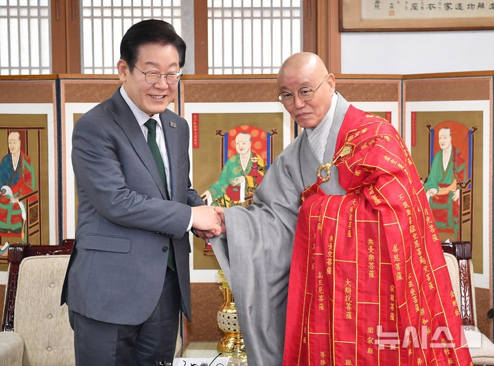 <b>이재명 대표</b>, <b>태고종</b> 총무원장 예방