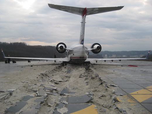 2010 ̱   (Charleston-Yeager Airport) װⰡ ̸(EMAS)  .   ̱װû(FAA)  *Ǹ  DB 