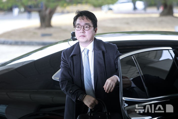 <b>출근</b>하는 <b>심우정 검찰총장</b>