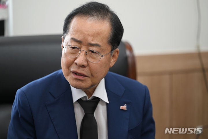 <b>홍준표</b> "崔대행 <b>탄핵</b>? 이재명, 의회테러로 내란…남은 중기부 장관이 대...