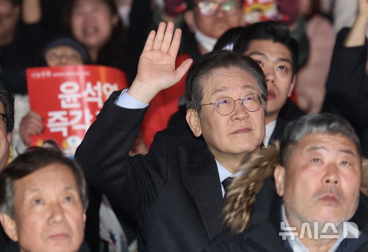 민주, 주말 '윤 파면' 장외 집회…<b>이재명</b>은 유발 <b>하라리</b>와 <b>AI</b> 대담