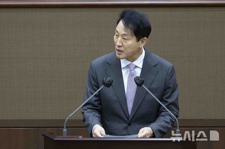 국힘 대선주자들, <b>오세훈</b>과 연달아 <b>회동</b>…<b>홍준표</b>와 오늘 만찬
