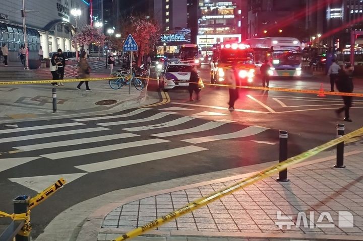 <b>부평역</b> 인근 횡단보도서 10 땅꺼짐…"안전진단 예정"