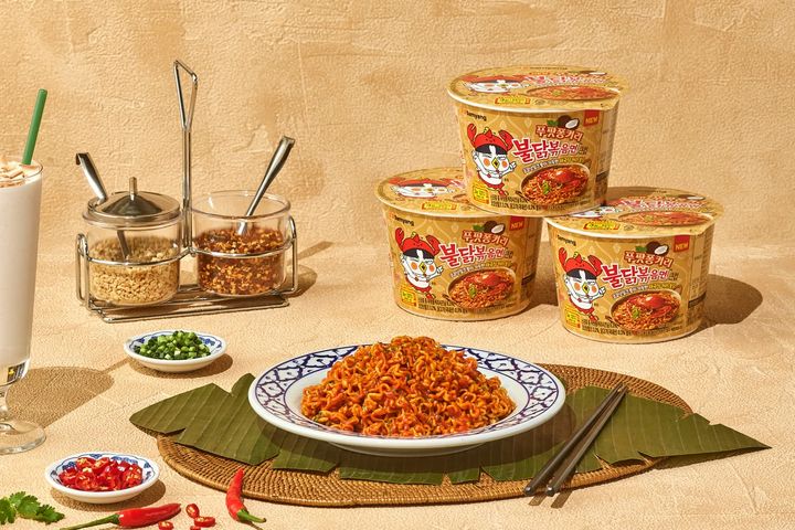 삼양식품 푸팟퐁커리 불닭볶음면(사진=삼양식품 제공) *재판매 및 DB 금지