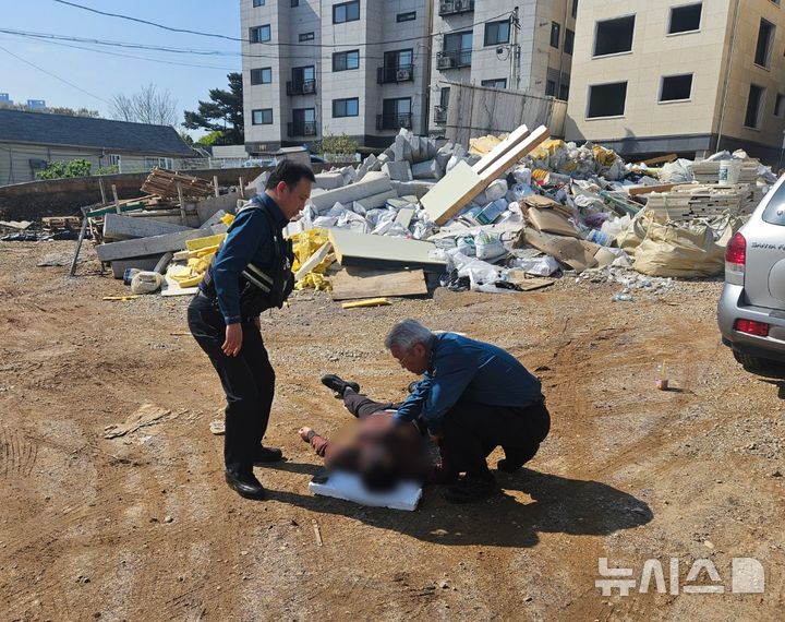 [고양=뉴시스] 구조 현장.(사진=경기북부경찰청 제공) 2025.05.05 