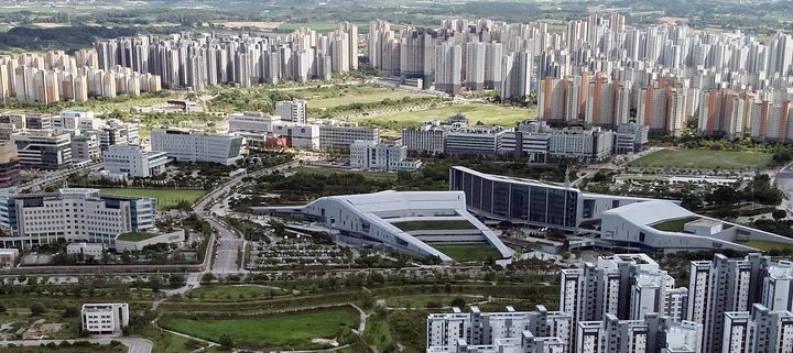 [홍성=뉴시스] 충남도청사 전경.(사진=충남도 제공) 2024.08.08.*재판매 및 DB 금지