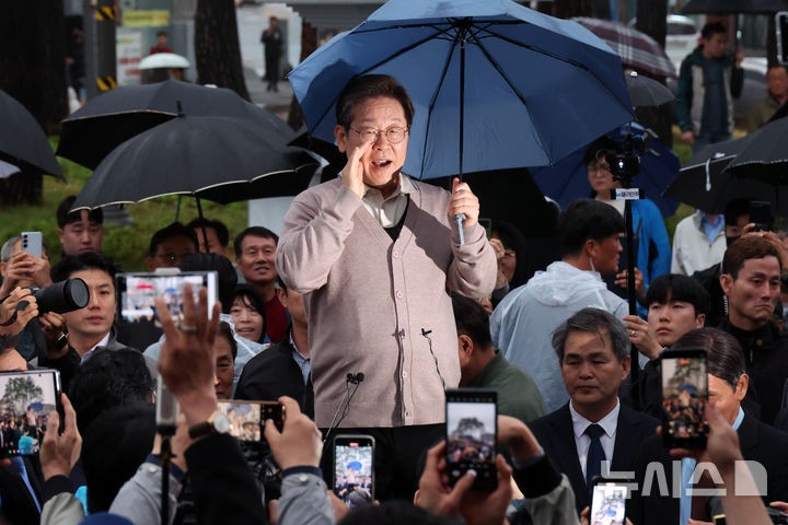 <b>이재명 후보</b> '험지' 경북 돌며 <b>경청투어</b>