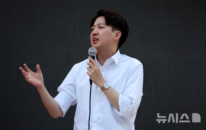 <b>이준석</b> "외상센터, 광역단위 통폐합해 거점화…<b>의료</b>진 소송부담 줄일 것...