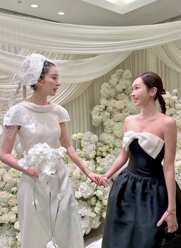 <b>아이린</b> 결혼 축하 <b>제시카</b> "함께 웃고 눈물 참아"