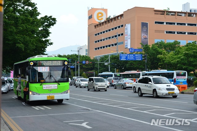 창원시, 시내<b>버스 파업</b> 앞두고 <b>비상수송</b>대책 추진