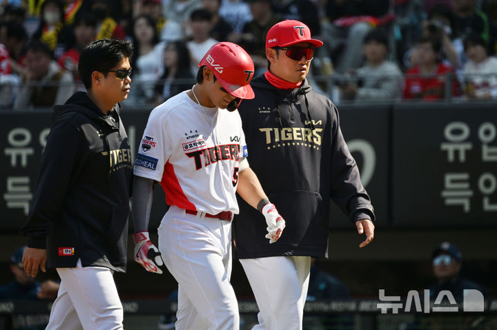 KIA <b>김도영</b>, 우측 <b>햄스트링 손상</b>…"내일 교차 검진 실시 예정"(종합)