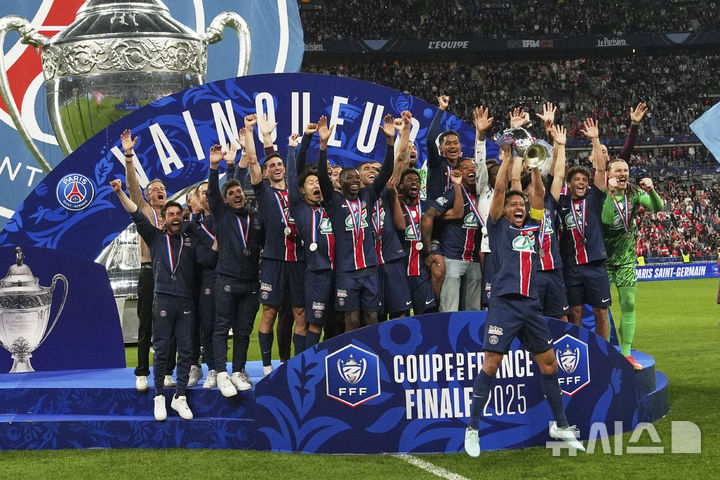 '<b>이적설</b>' <b>이강인</b>, 프랑스 PSG 떠나 이탈리아 무대 진출할까