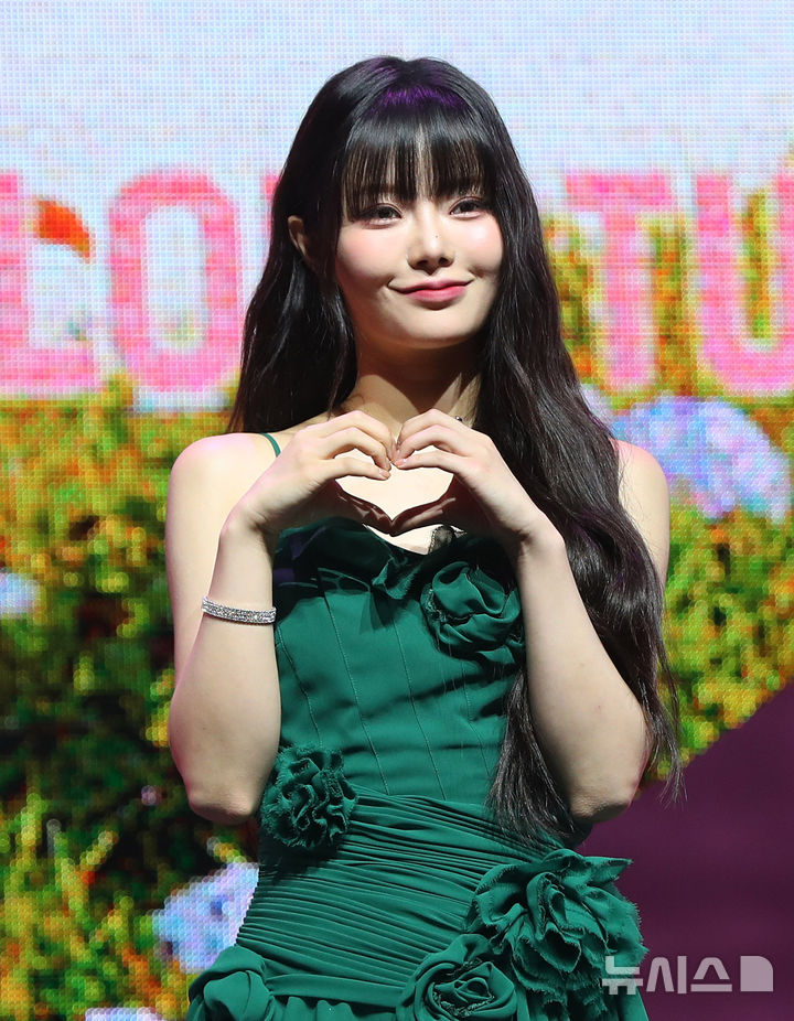 안성일, <b>피프티피프티 사문서 위조</b> '무혐의'…어트랙트 "끝까지 싸울 것...