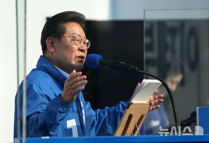 이재명 "아들 잘못 키운 제 잘못…<b>이준석</b>, 법적 제재는 받아야"