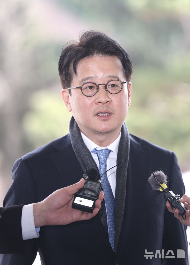 <b>이창수</b> 서울중앙지검장·조상원 4차장 <b>사직서 수리</b>