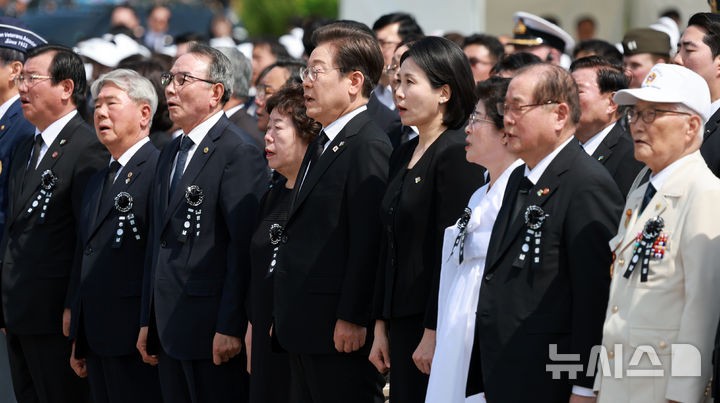 대통령실 "이 대통령, 삭감된 <b>광복회 예산</b> 원상복구 조치 당부"