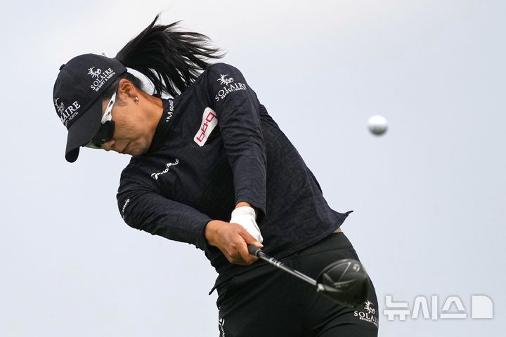 <b>이일희</b>, LPGA 숍라이트 클래식 첫날 <b>공동 선두</b>…12년 만에 우승 도전