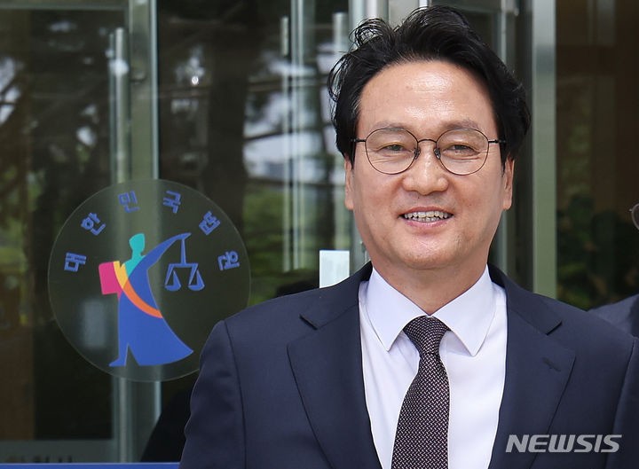 '<b>최서원 명예훼손</b> 혐의' 재판, <b>안민석</b> "불의 알리려 했을 뿐"