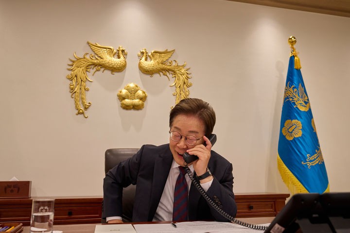 <b>이재명 대통령</b>, 시진핑 중국 주석과 첫 통화 [뉴시스Pic]