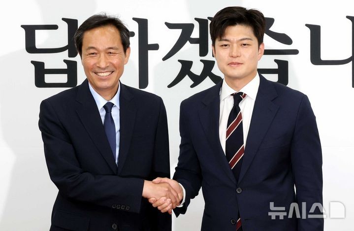<b>김용태</b> "법 위에 선 권력 오래 못 가"…<b>우상호</b> "언제든 쓴소리해달라"