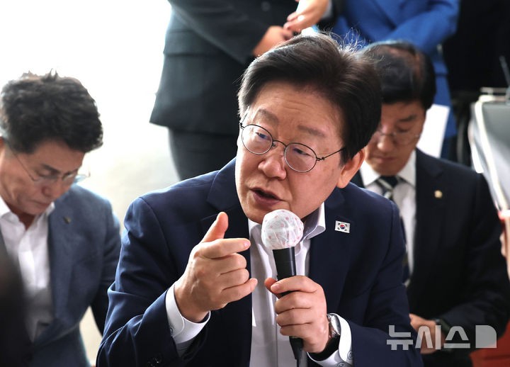李, '<b>대북전단 살포</b>'에 예방·<b>처벌</b> 대책 지시…"위반상황 엄중히 인식"