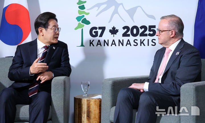 이 대통령, 호주·남아공 연쇄 정상회담…<b>G7</b> 순방 첫 일정