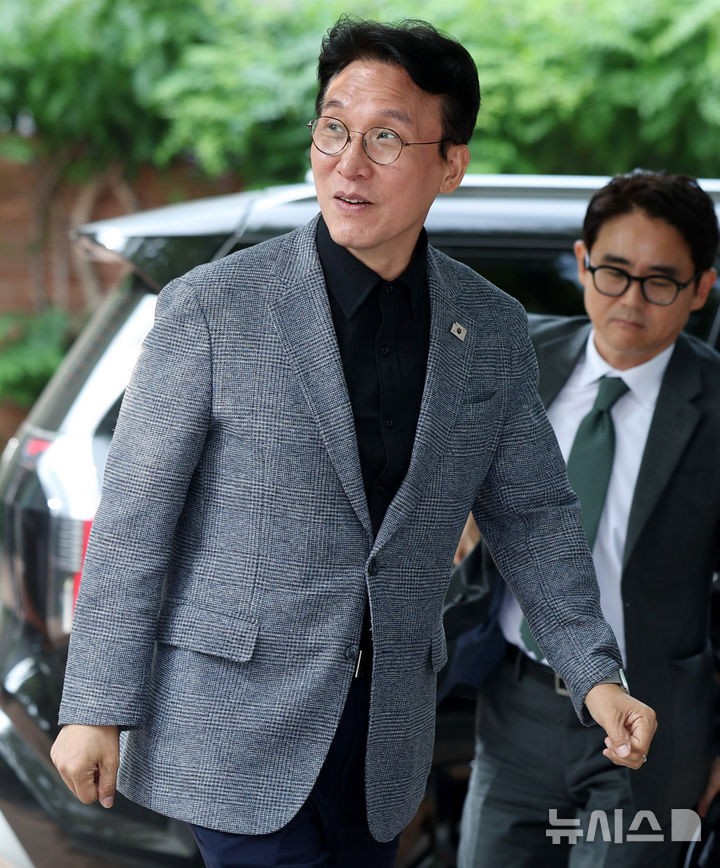 <b>김민석</b> "노부부 투서 사건, <b>정치검찰</b>의 천인공노할 <b>음해</b> 사건"