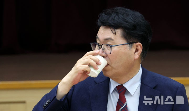 <b>이한주</b> 국정기획위원장 "윤석열 <b>검찰</b> 정권 폭주가 이재명 정부 낳아"