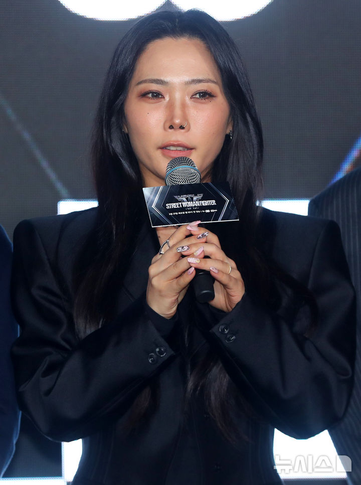 <b>허니제이</b>·<b>아이키</b>, 거친 발언 <b>논란</b>에 "경솔한 언행 깊이 반성"