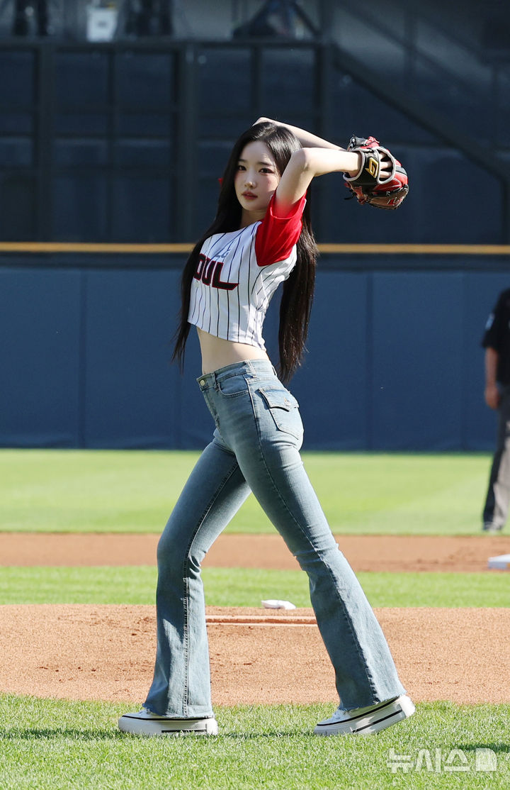 <b>트리플에스</b> 유연 시구