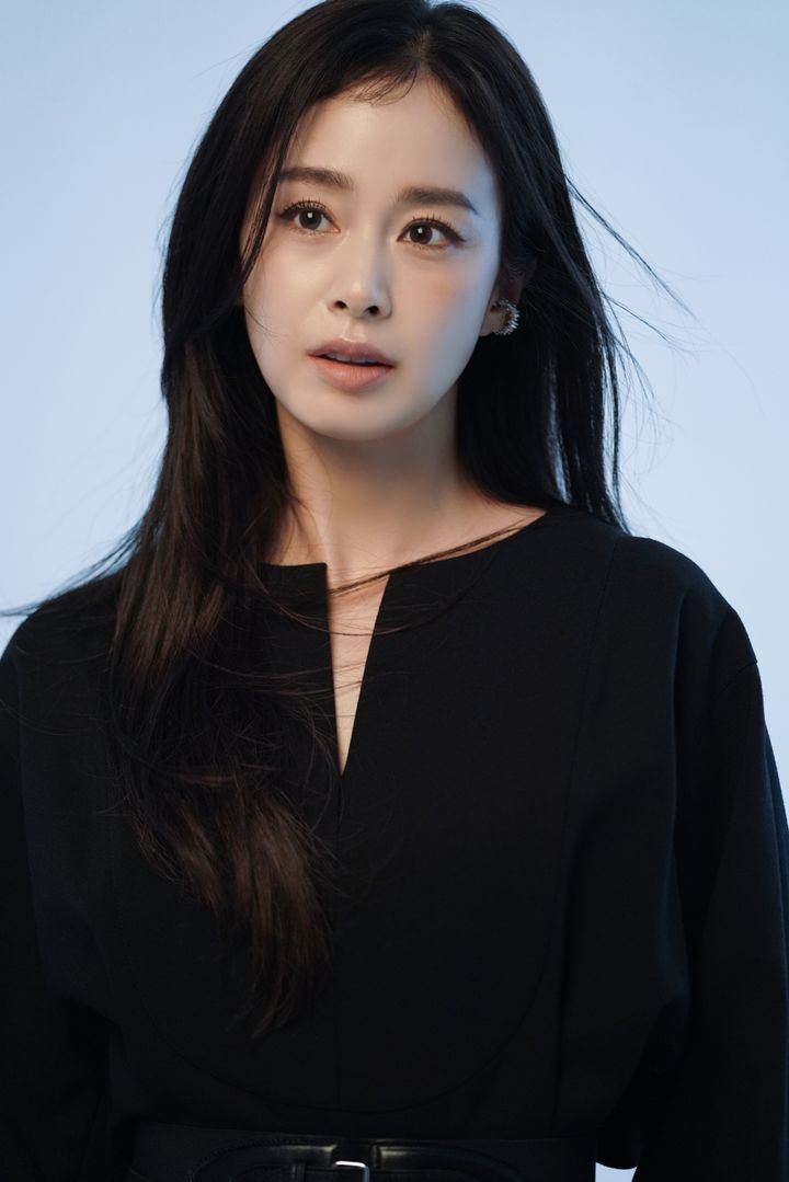 김태희 소속사도 <b>사칭</b> 피해 "강경대응"