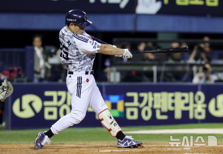<b>두산</b>, SSG에 5-0 <b>강우 콜드승</b>…박신지, 1139일 만에 승리