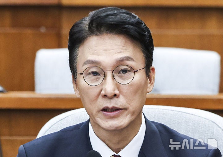 <b>김민석</b> "털릴 만큼 털려… 부족하다면 죄송하다" [뉴시스Pic]