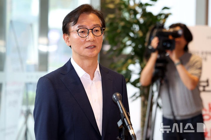 <b>전재수 해수부 장관</b> 후보자 "해수부 부산 이전, 대한민국 발전 전략 차...