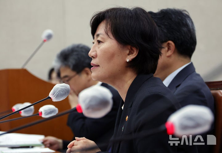 농축산연합회 "<b>송미령</b> 유임 논란 멈출 때…'농망법' 소모적 논쟁"