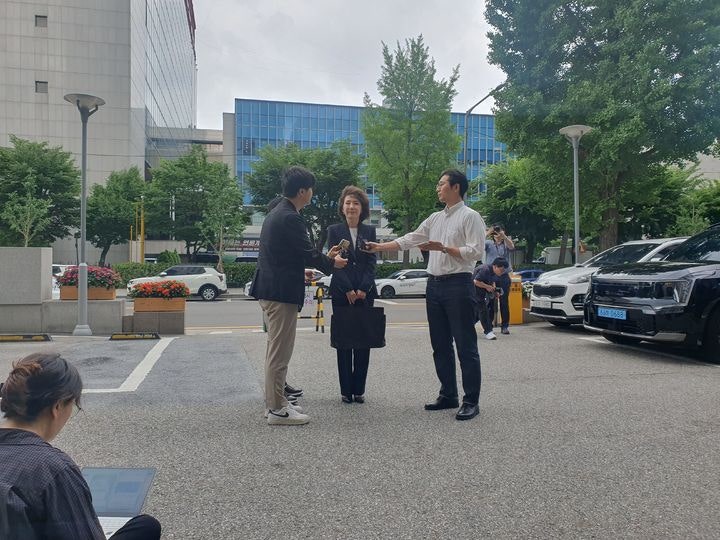 <b>이진숙</b> 후보자 "'<b>서울대 10개 만들기</b>' 국·사립 동반 성장…입시경쟁도...