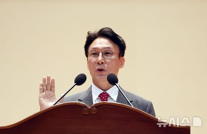 <b>김민석 총리</b> "내란 상처·제2의 IMF 극복하는 참모장될 것"(종합)