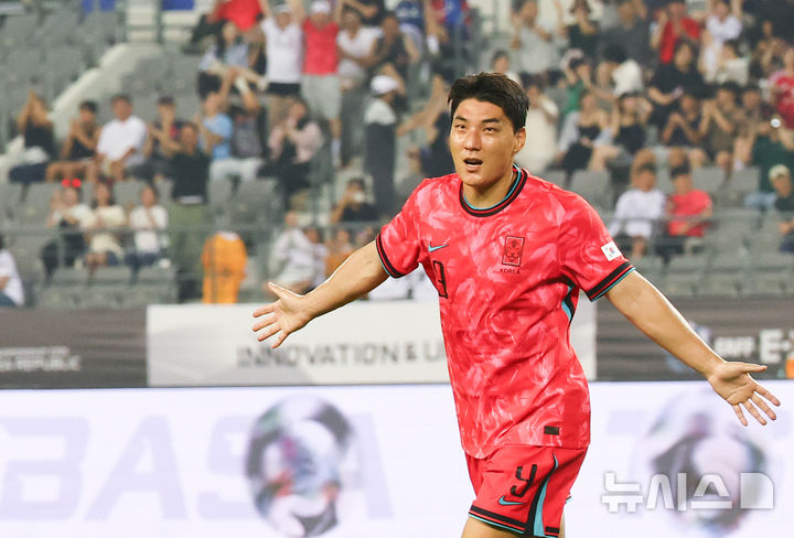 '<b>이동경</b> 선제골·<b>주민규</b> 추가골' <b>홍명보호</b>, 중국전 전반 2-0 리드