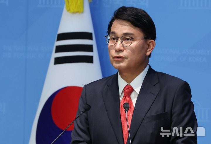 송언석, 특검 <b>윤상현 압수수색</b>에 "<b>정치보복</b> 하지말라"