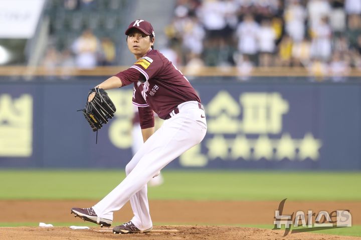 '<b>김현수 결승타</b>' LG, 최하위 키움에 4-3 역전승…단독 2위 겨냥