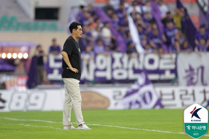 '<b>손가락 욕설</b>' 김포 <b>박동진</b>, 제재금 250만원 징계