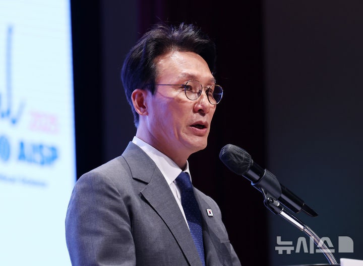 김 <b>총리</b> "김대중의 길, 이재명의 길 됐다…국민이 주인인 나라 완수할 ...