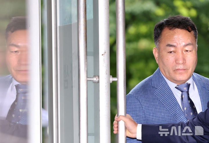 <b>김계환</b> 전 <b>사령관</b>, 순직해병 <b>특검</b> 2차 조사 출석