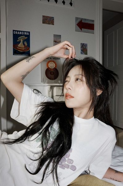 <b>마마무</b> 휘인, 위드어스에 새 둥지…<b>에이핑크</b>와 <b>한솥밥</b>