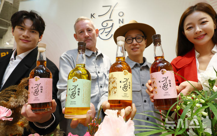 <b>송경아</b> 남편 누구…"명품백 다이아 <b>프러포즈</b>"