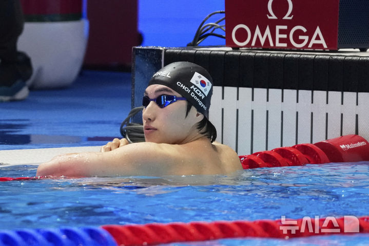 '한국신' <b>조현주</b>, 세계선수권 <b>자유형</b> 200m <b>준결승</b>행…"목표 이뤄 기분 좋...