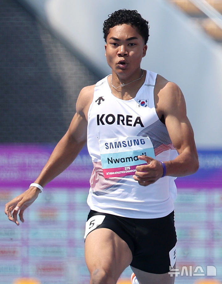 韓 <b>계주</b> 첫 <b>금메달</b> 주인공, '태양의 후예' 염소 소년이었다