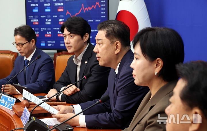 <b>김병기</b>, '反기업' <b>조세</b> 공세에 "세수파탄 주범 국힘은 자숙하라"